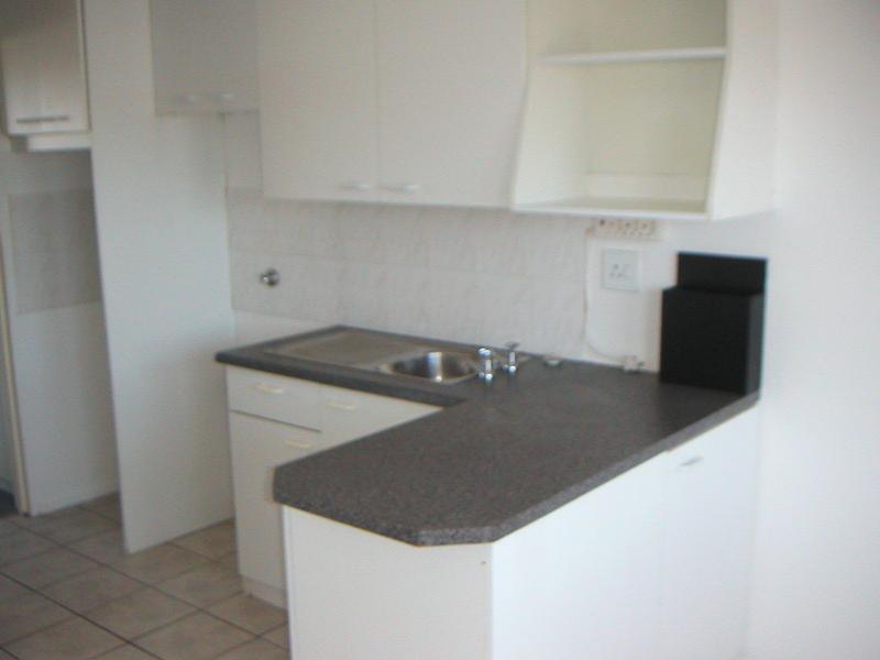 1 Bedroom Property for Sale in Bothasig Western Cape
